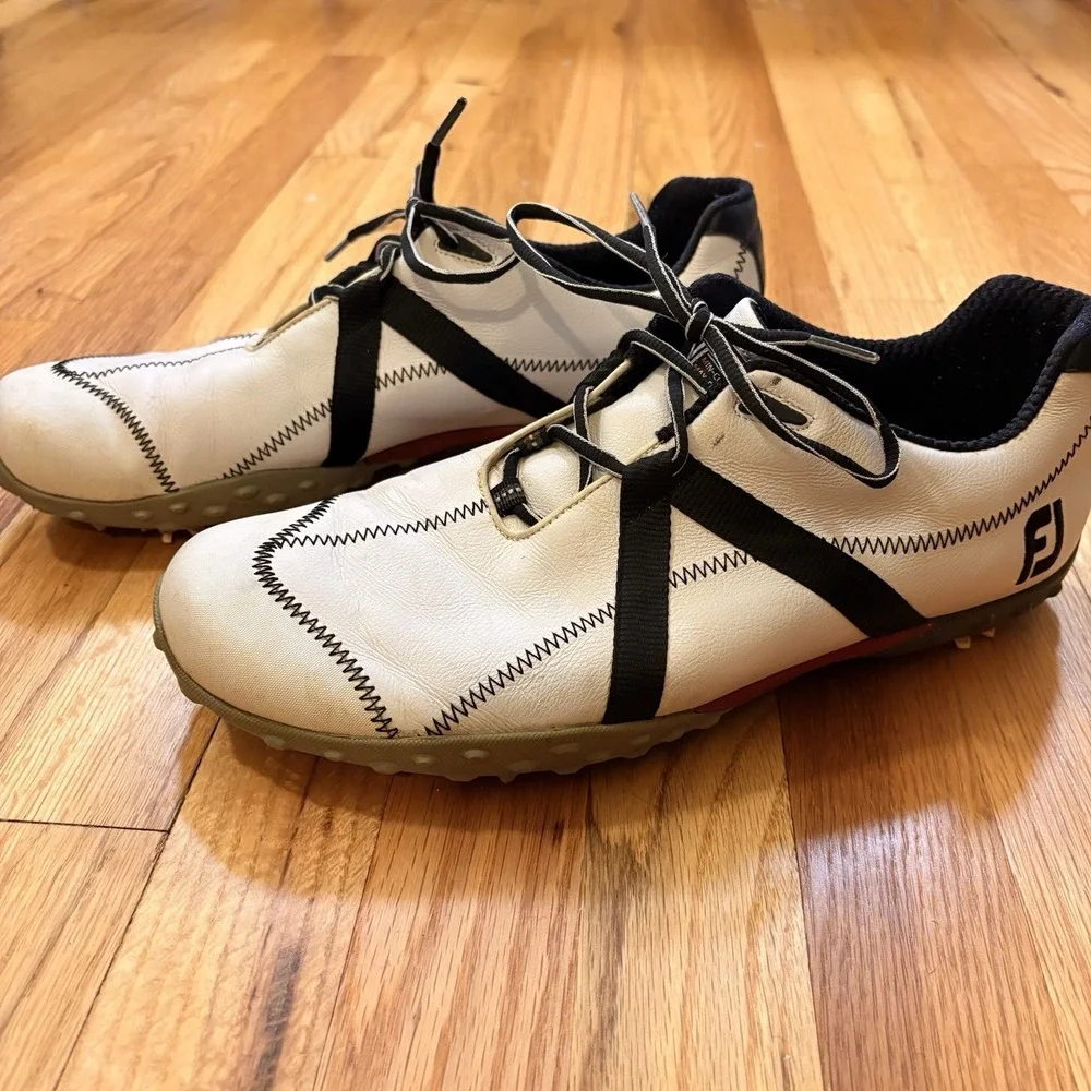 FootJoy M Project Golf Shoes Mens 11 Soft Spike White Leather Minimalist